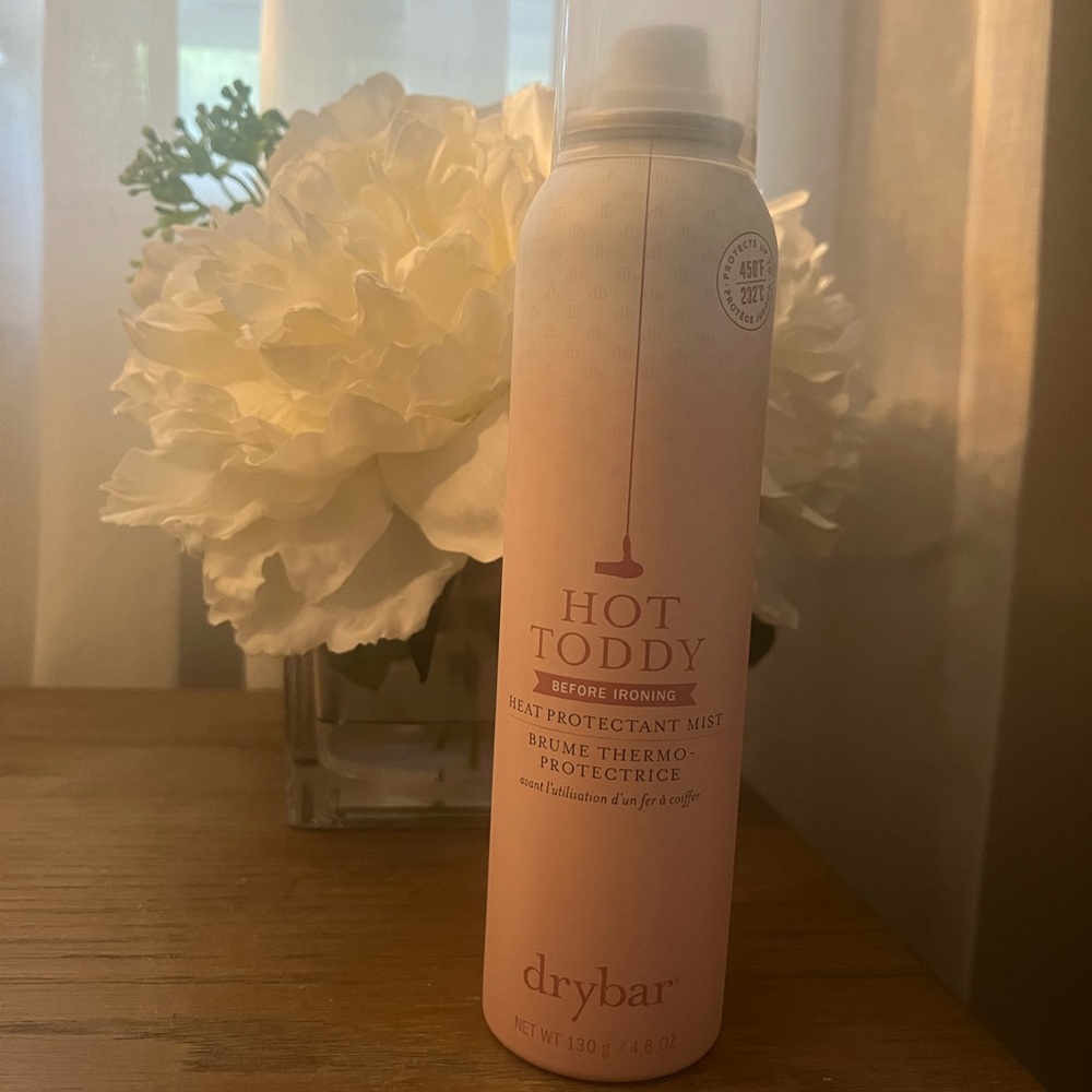Drybar
Hot Toddy Heat Protectant Mist